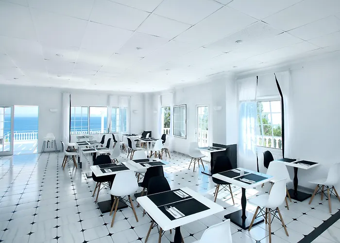 Bianco Olympico 4*